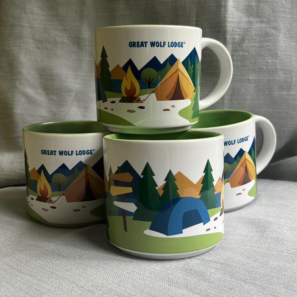 Great Wolf Lodge Mugs, Set of 4